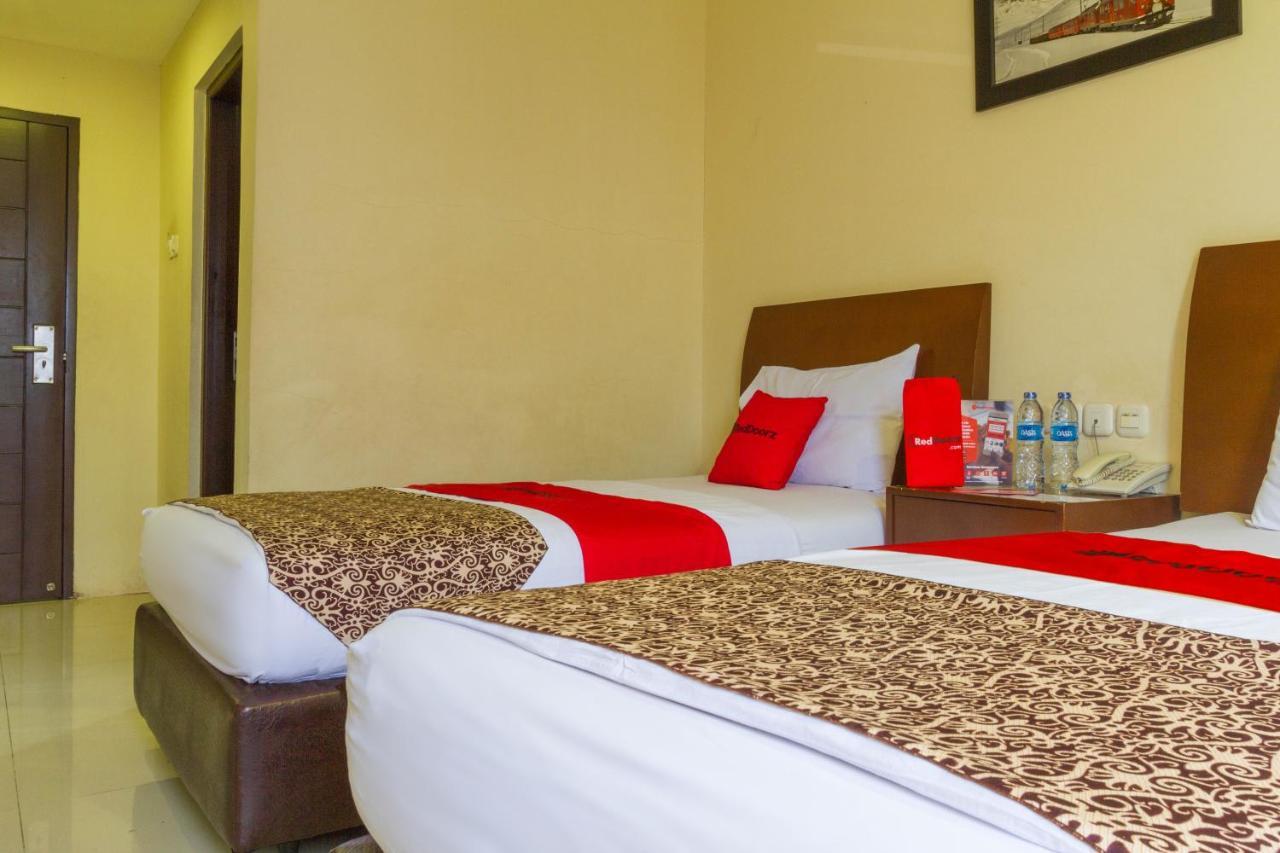 Hotel Reddoorz @ Paskal Hyper Square Bandung Zewnętrze zdjęcie
